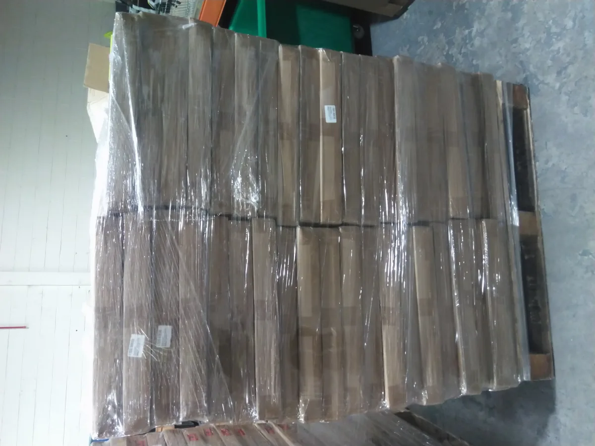 Pallet 11438