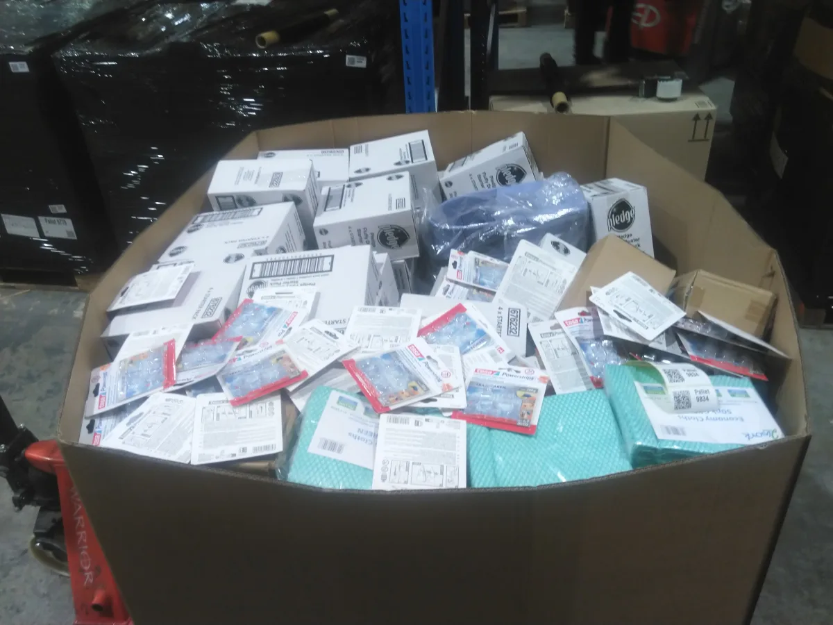 Pallet 9834