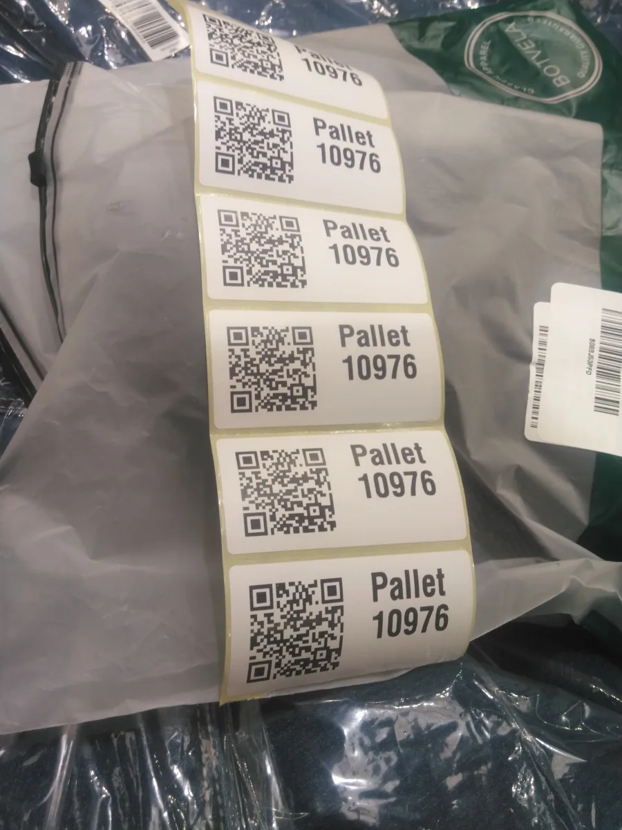 Pallet 10976