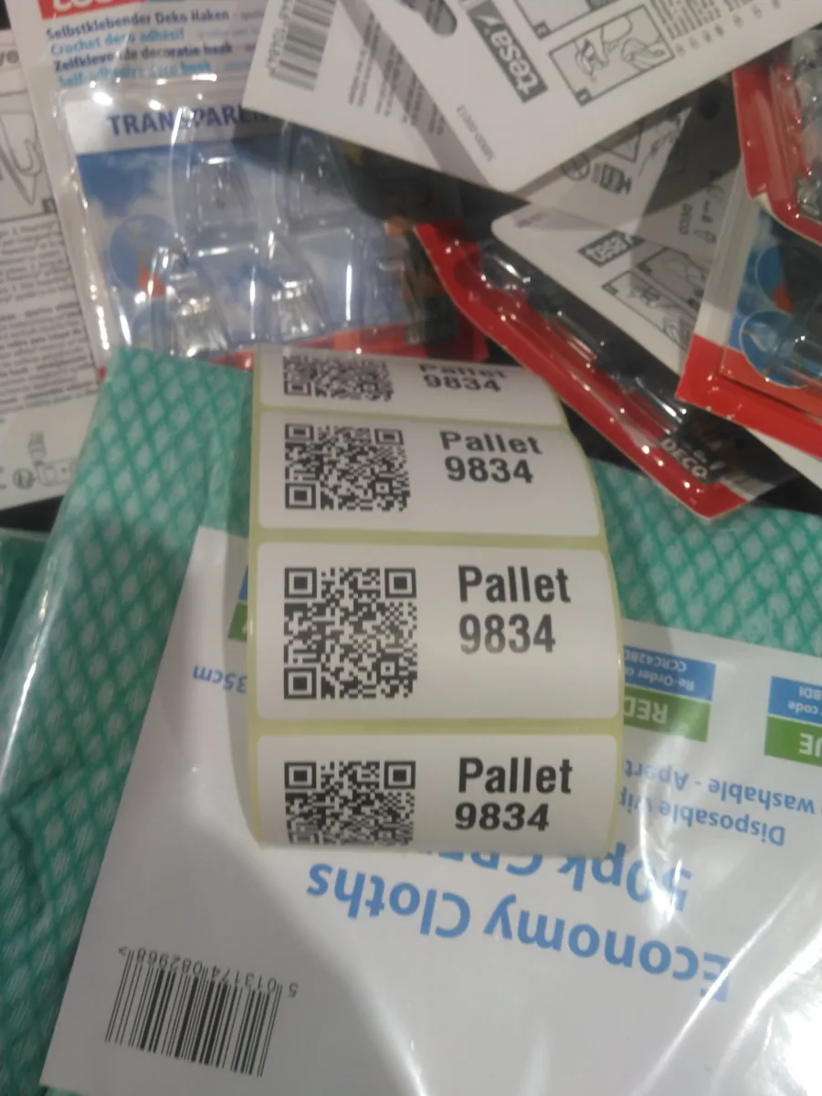 Pallet 9834