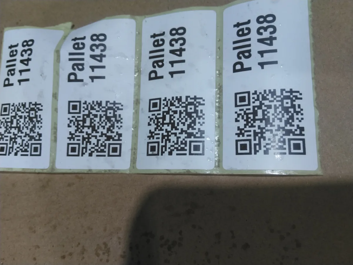 Pallet 11438